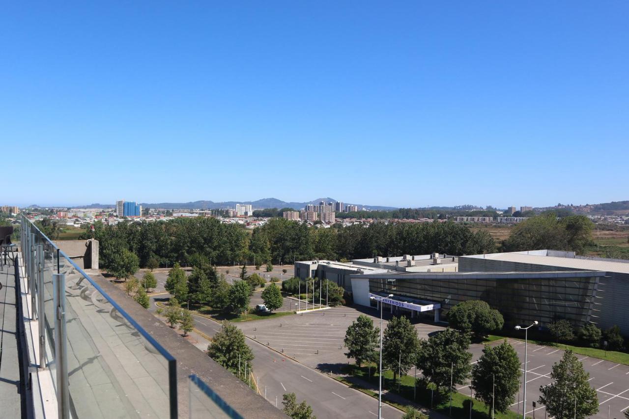 Hotel Wyndham Concepcion Pettra Exterior foto View of the San Jose skyline from the rooftop of the Fairmont San Jose